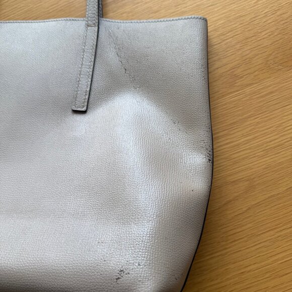 FENDI Vienna Leather Logo Shopping Tote w/Zippered Pouch - Picture 10 of 15